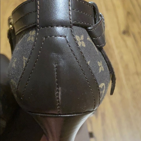 Louis Vuitton Monogram Ankle Boots - Picture 9 of 9